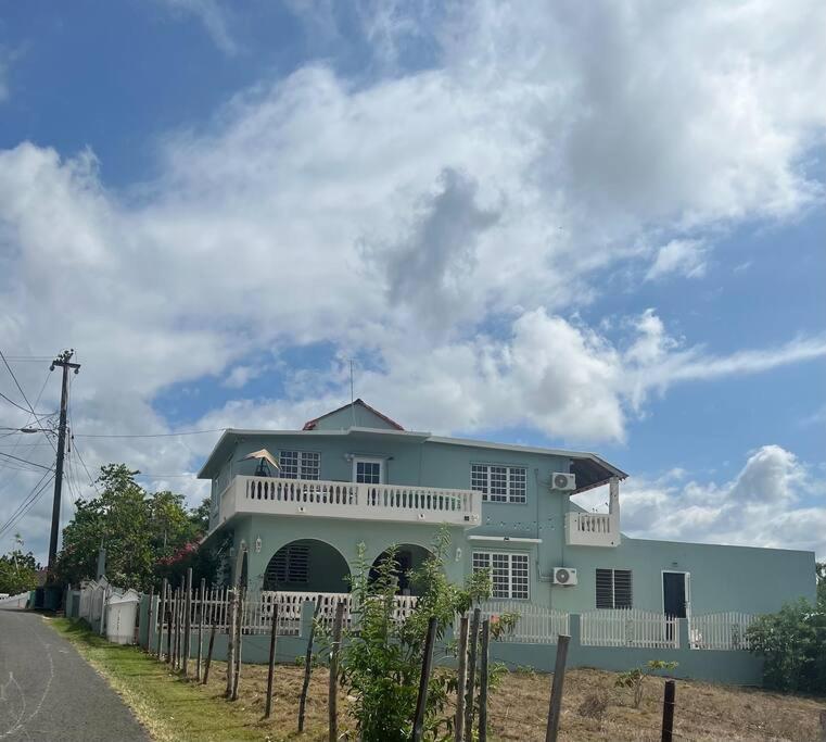 Playa Y Campo Getaway Apartment Isabela Exterior foto